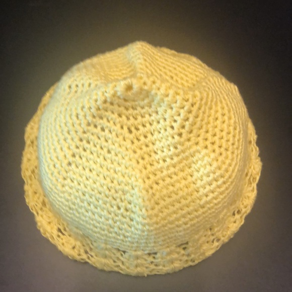 Hand crochet beanie cap for 2-3 yr. old child - Picture 3 of 5